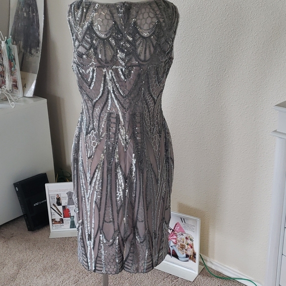 Calvin Klein sequin dress size 4 - Picture 3 of 3